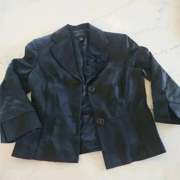 Banana Republic black blazer - Picture 1 of 11